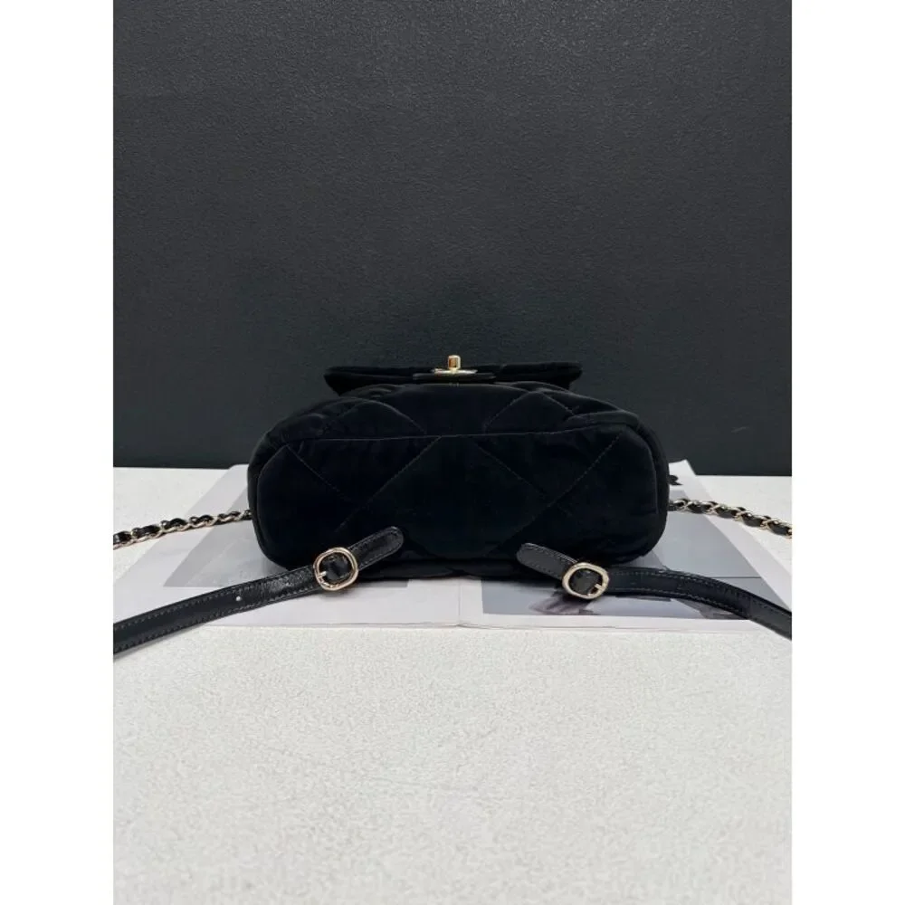Chanel Women Pre-Loved Bag Very Good Condition